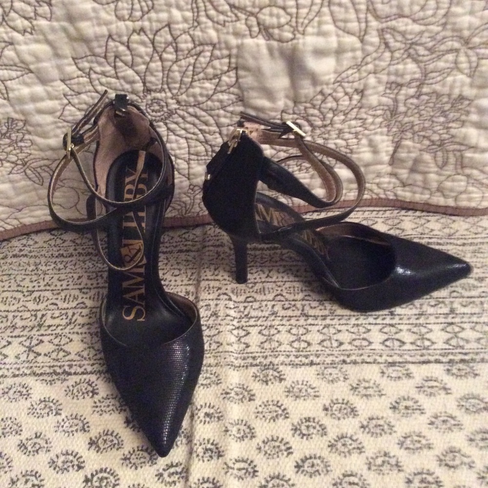 Black high heel shoes
